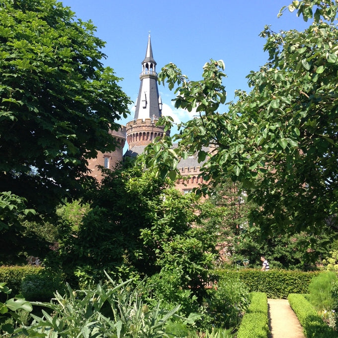 Führungen: Historischer Kräutergarten (Mai-Oktober 2026)